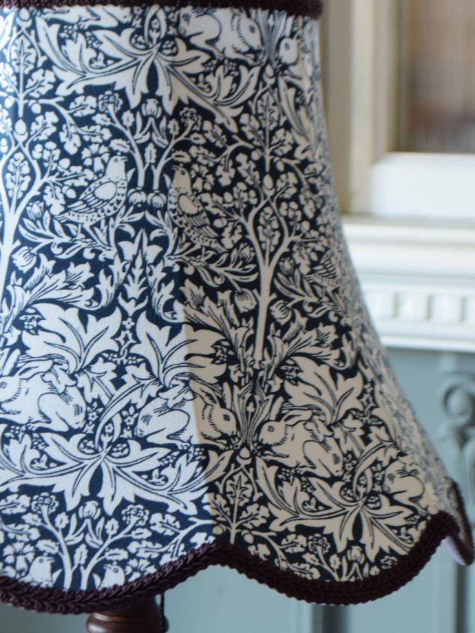 テーブルランプのオシャレなシェード