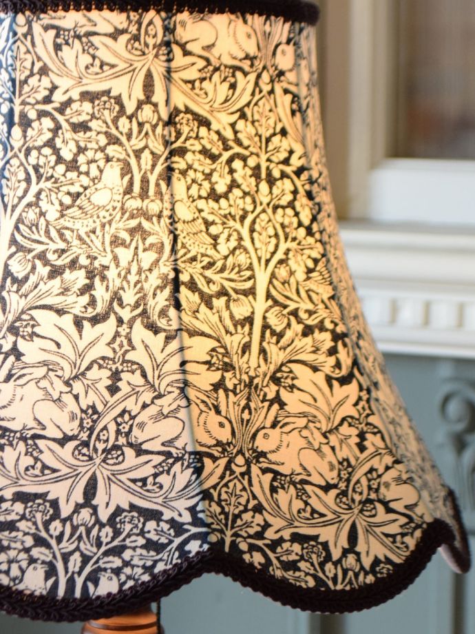 テーブルランプのシェード