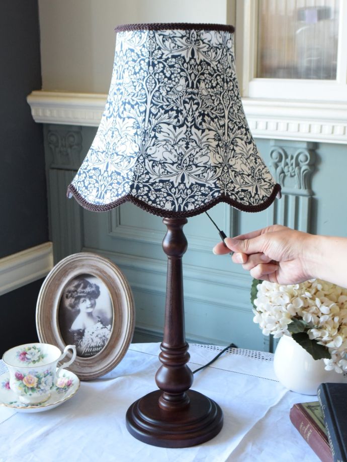 テーブルランプのスイッチ