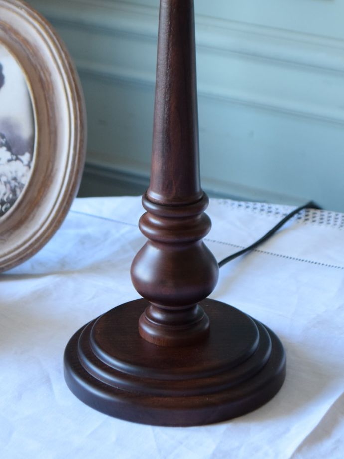 スタンドライトの土台