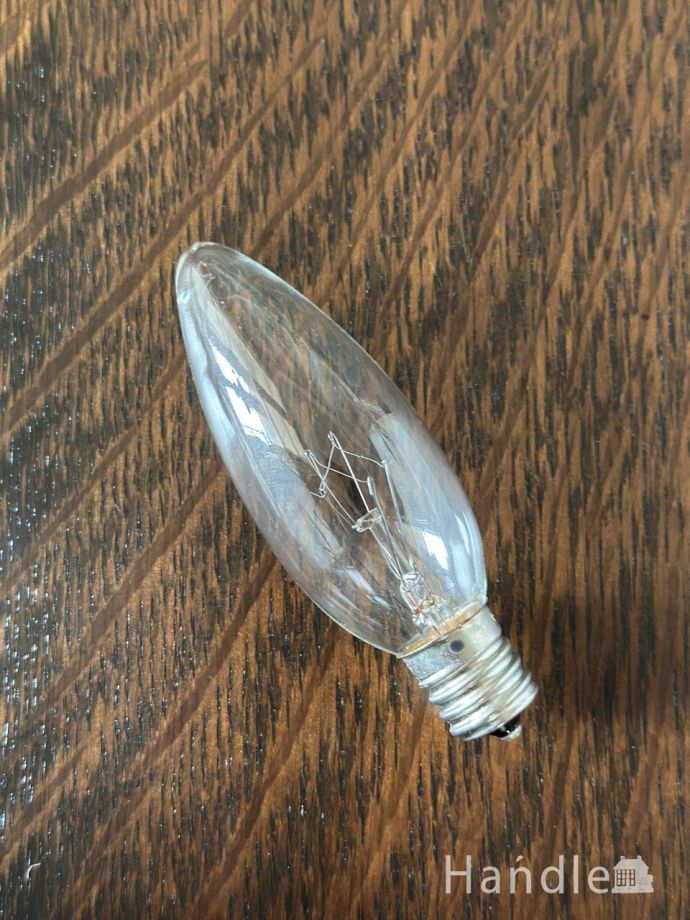 テーブルランプの電球