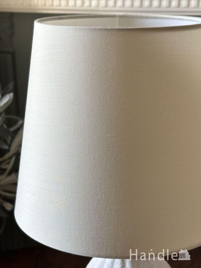 テーブルランプのオシャレなシェード