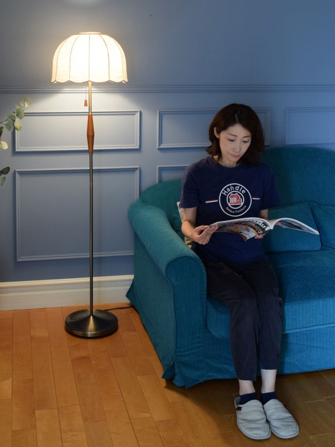 フロアランプで過ごす時間
