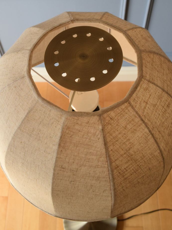 フロアランプを上から見ると