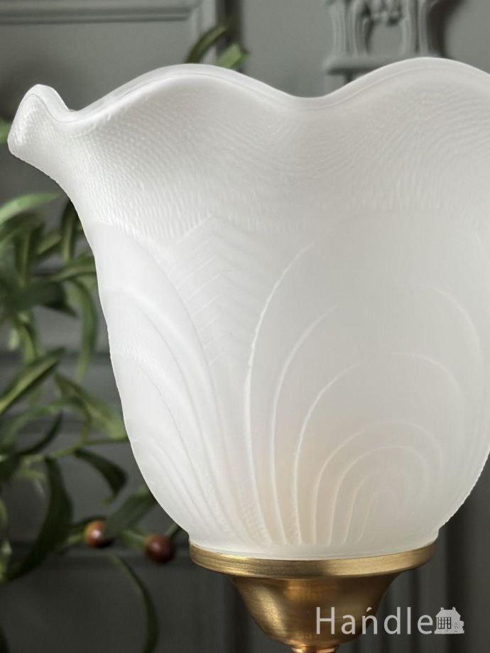 優雅なガラスのシェード