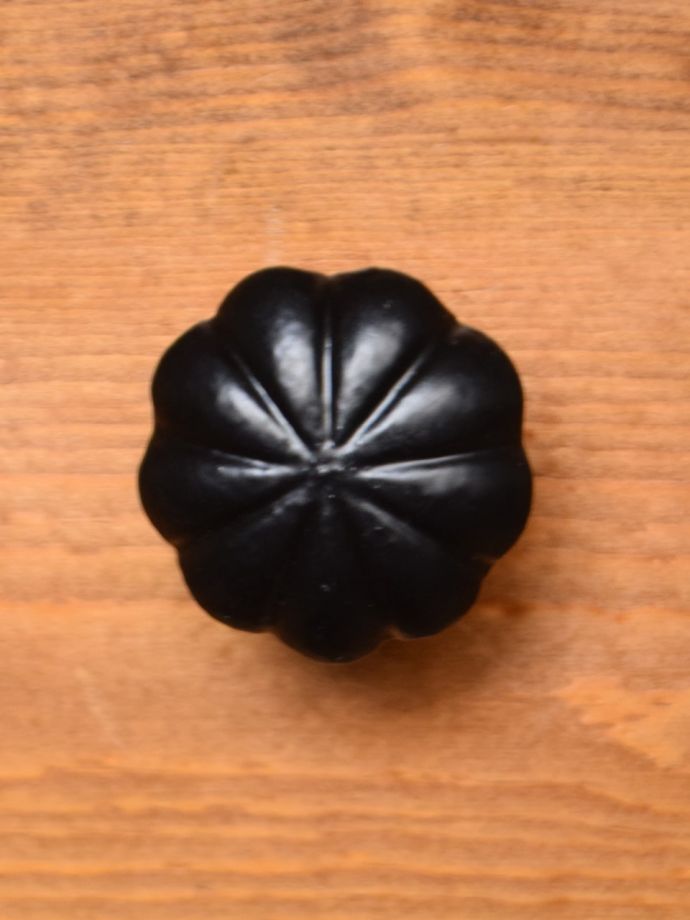 アンティーク風のアイアンノブ