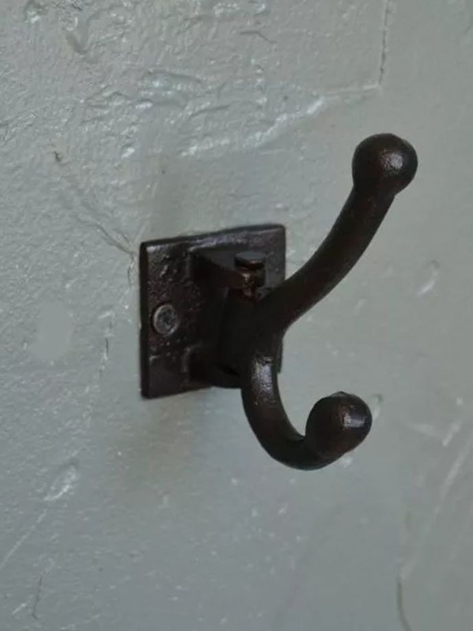 アンティーク調に仕上げたフック
