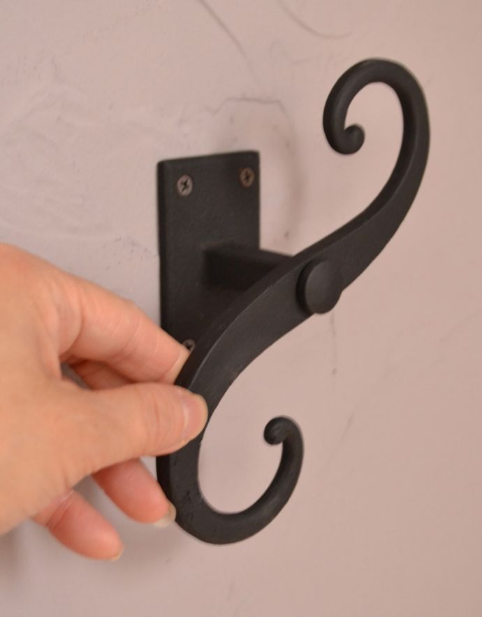 真鍮製のおしゃれなカーテンフック