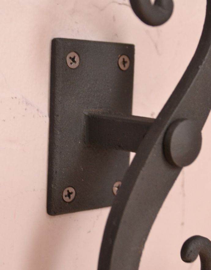 真鍮製のカーテンホルダー