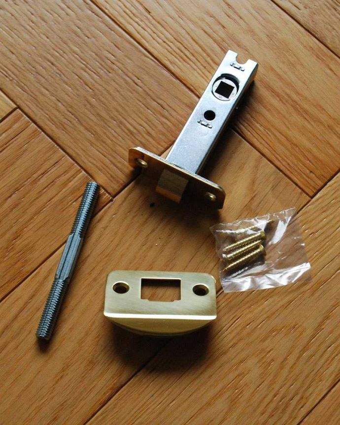 ドアノブ 住宅用パーツ 真鍮×ガラスドアノブ、内外用2個セット(ラッチ付)。※ラッチボルト、ストライク金具、取付ビスをセットでお届けします。(u-844)