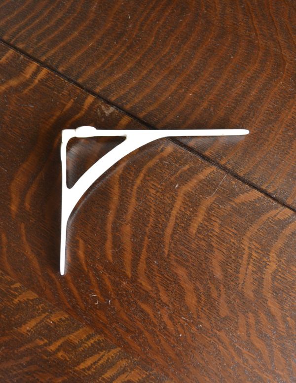 アンティーク風のおしゃれな棚受け