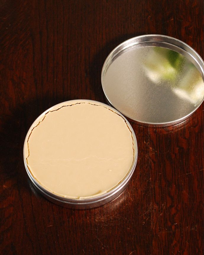 ワックス　Handleのオリジナルサービス　アンティーク家具のお手入れ用ワックス（クリアー）。ワックスのみは販売していませんHandleの家具のメンテナンス用にご準備していますので、お使い頂いていない方にワックスのみの販売は行っていません。(WA-005C)