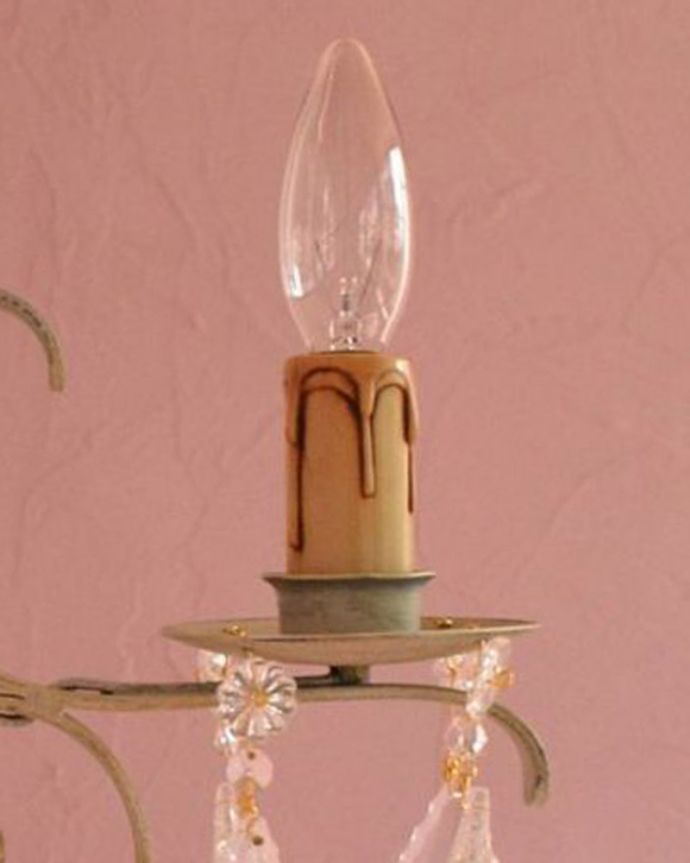 Handleオリジナル　照明・ライティング　Handleオリジナル ウォールブラケット(コトン・ホワイト・ビーズ・E17シャンデリア球1個付き)。LEDも使えます口金は100Wまで対応可能ですが、蝋管付きなので白熱球は40W以下がオススメです。(WR-007-1)