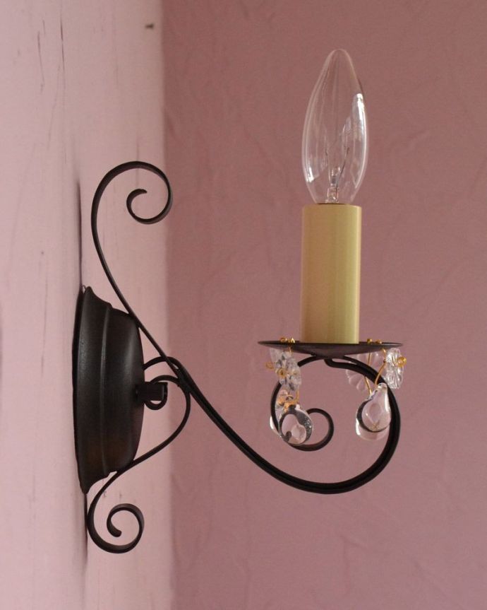 アイアンのブラケットライト