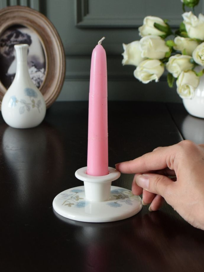 ウェッジウッドのキャドルスタンド