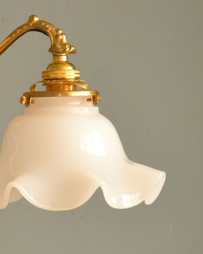 ウォールランプのガラスシェード