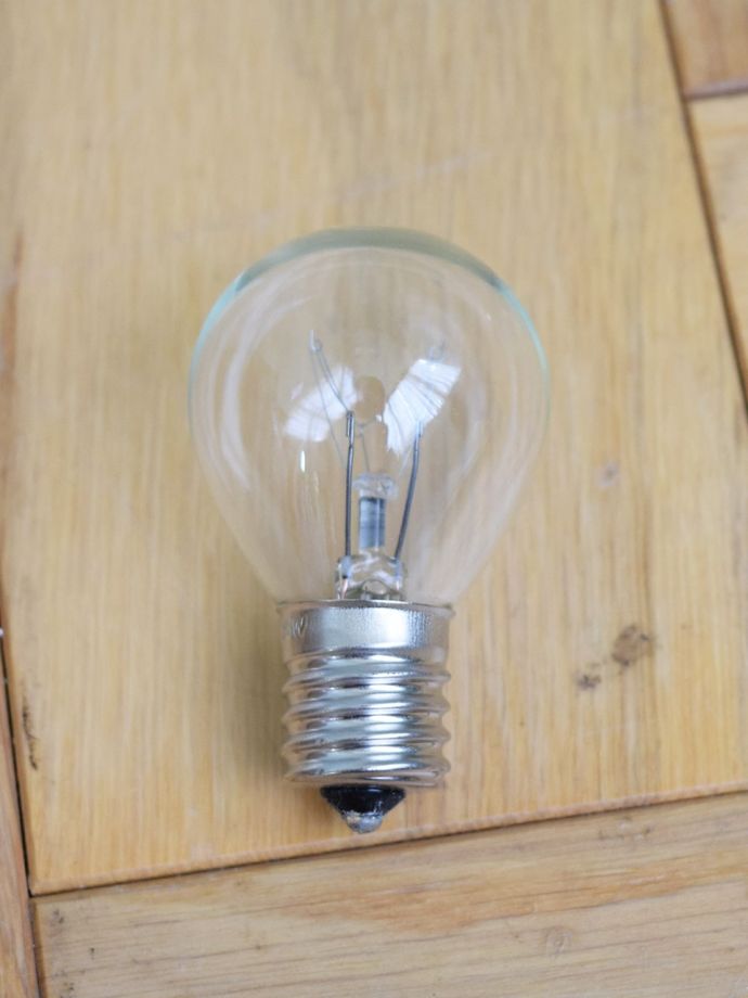 ウォールランプの電球