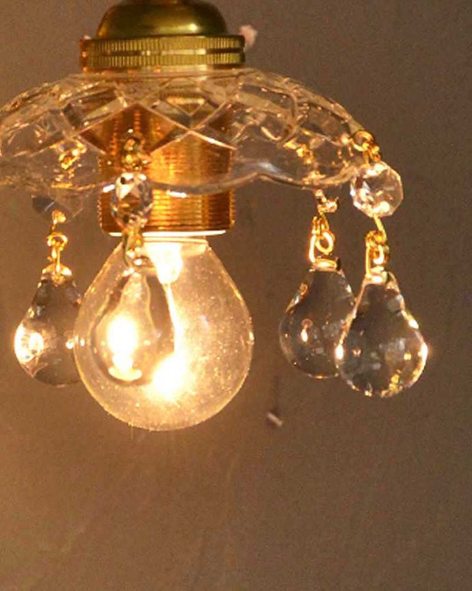 Handleオリジナル　照明・ライティング　Handleオリジナルガラス皿のウォールシャンデリアＡ(アンティーク色・丸球付・ギャラリーなし）。LEDも使えます口金は日本球仕様のE17型、100Wまで対応しています。(wr-090a-o)