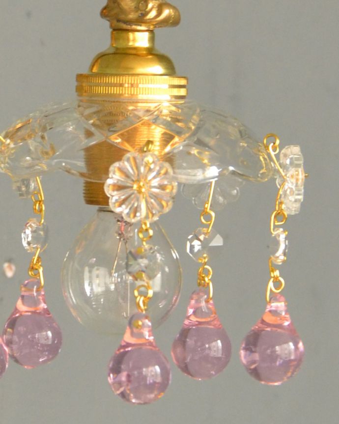 Handleオリジナル　照明・ライティング　Handleオリジナルガラス皿のウォールシャンデリアB（Ｅ17丸球付・ギャラリーなし）。1つ1つ手作りしていますシェードはアンティークと同じように、細い真鍮のピンを曲げて、一つ一つガラスのパーツを手作業で取り付けています。(wr-091g-o)