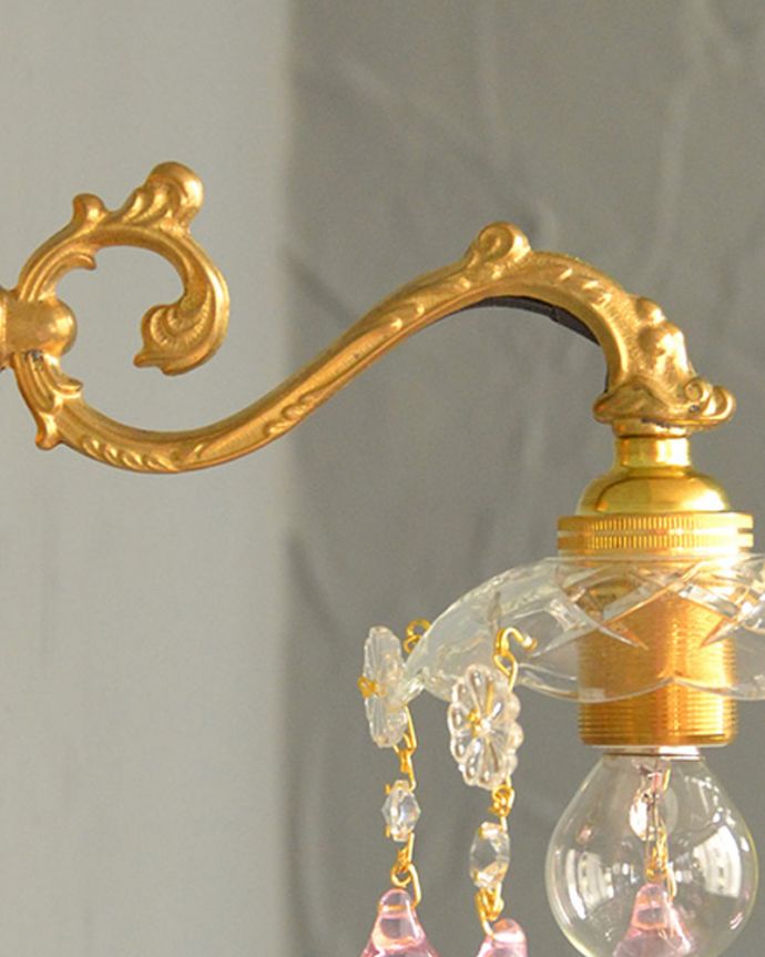 Handleオリジナル　照明・ライティング　Handleオリジナルガラス皿のウォールシャンデリアB（Ｅ17丸球付・ギャラリーなし）。横から見たデザインも美しい･･･どんなお部屋もゴージャスな雰囲気に魅せてくれる優雅で美しいヨーロッパのデザインが自慢です。(wr-091g-o)