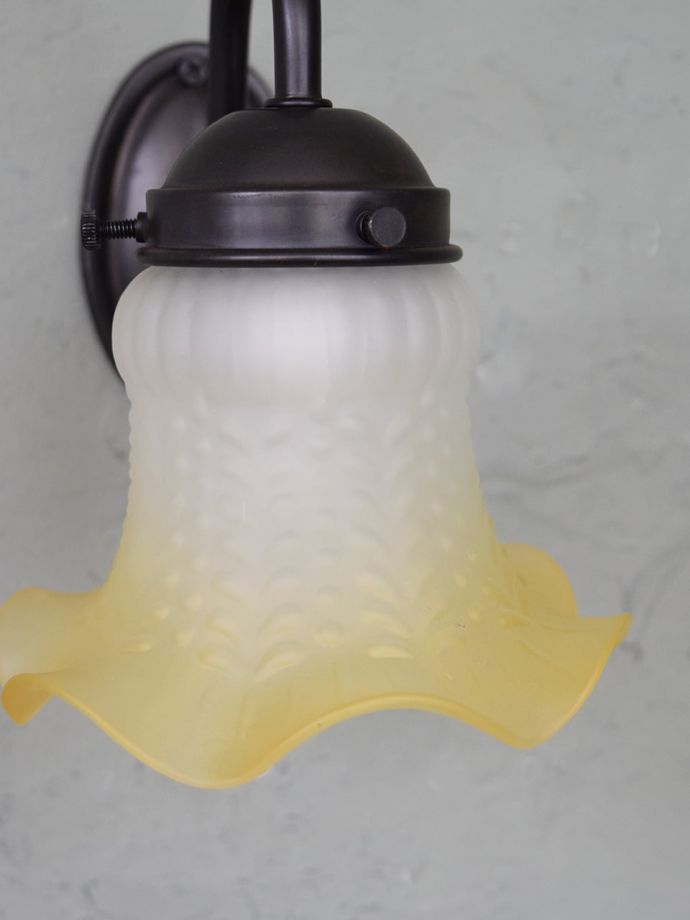 ウォールランプのシェード