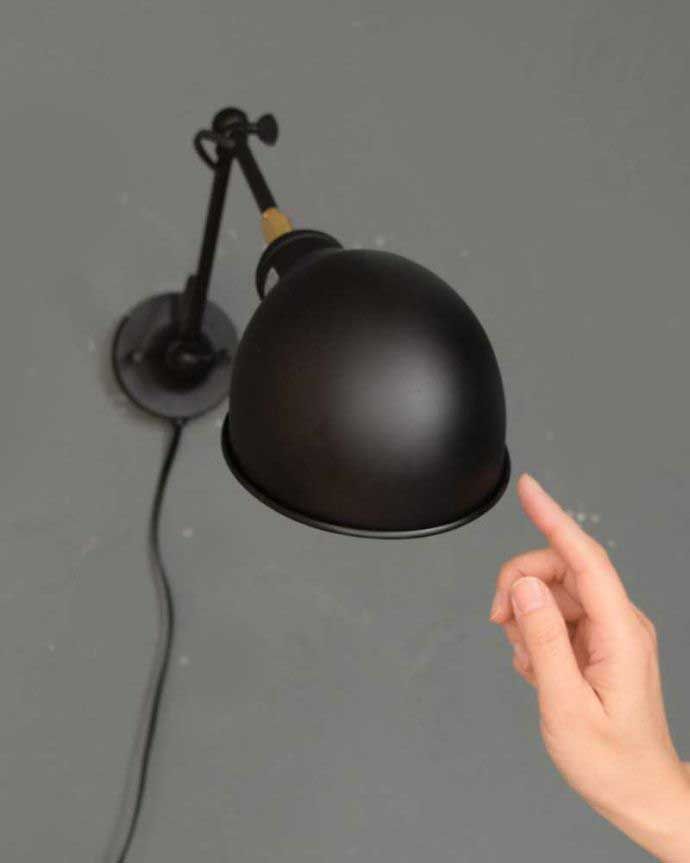 壁付けブラケット　照明・ライティング　壁からオシャレにお部屋を照らす、スッキリとカッコいいウォールブラケット。大きさはこれくらいどこでも取り付けできる大きさです。(wr-116)