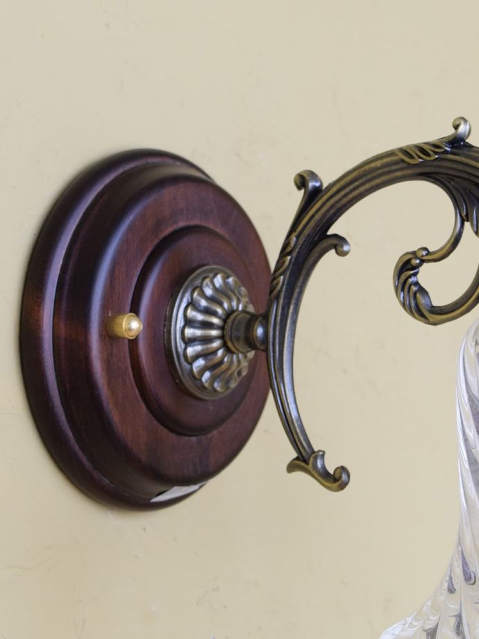 ウォールライトの土台部分