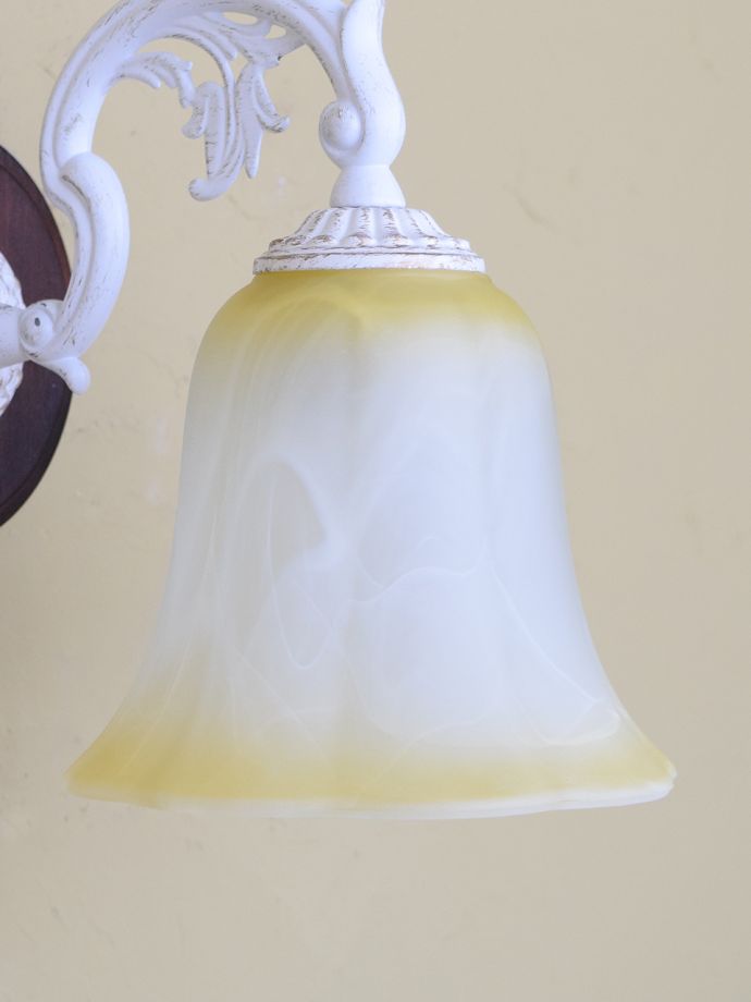 アンティーク風のおしゃれなガラスシェード