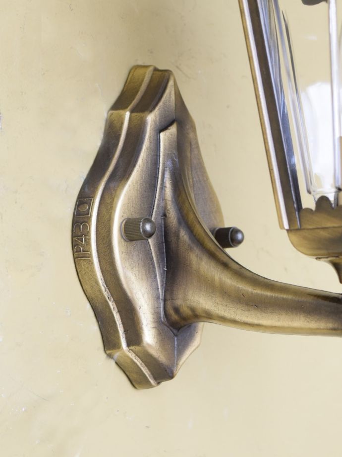 ウォールライトの土台部分