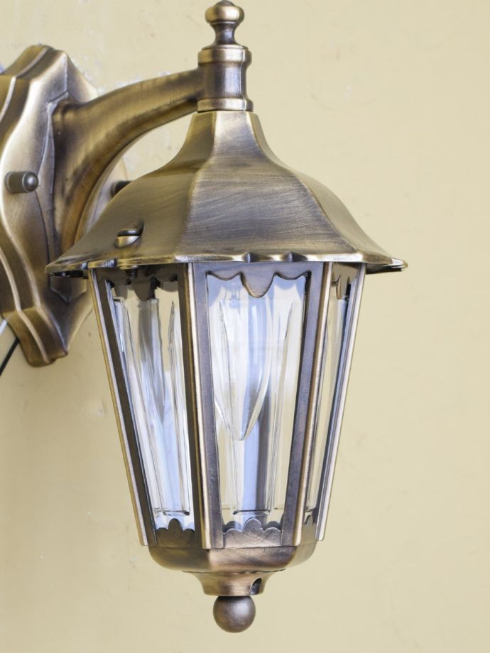 ウォールブラケットのシェード