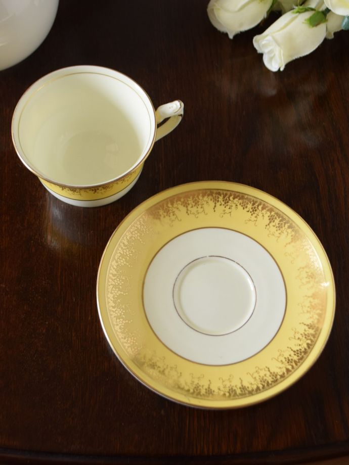コールポート（Coalport）のカップ＆ソーサー、イギリスのアンティーク