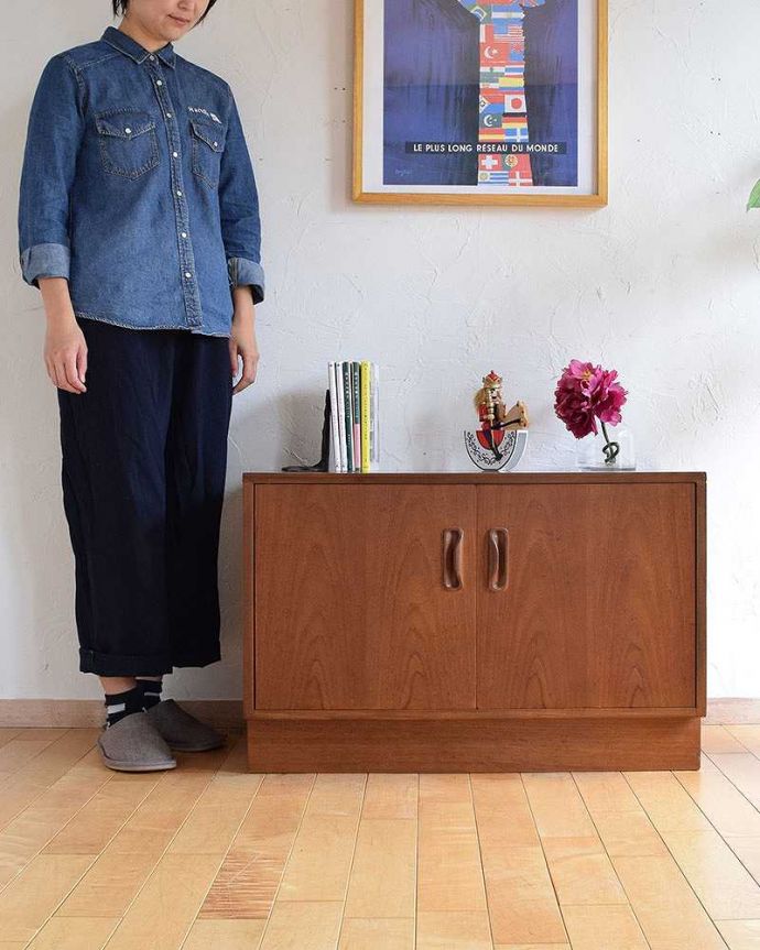 G-PLAN(Gプラン) アンティーク家具 コンパクトなテレビボードにおススメ、G-PLANのシンプルなサイドボード。人気のヒミツは北欧スタイルのデザインやっぱりスッキリとカッコイイ北欧デザインが人気のサイドボード。(x-1007-f)