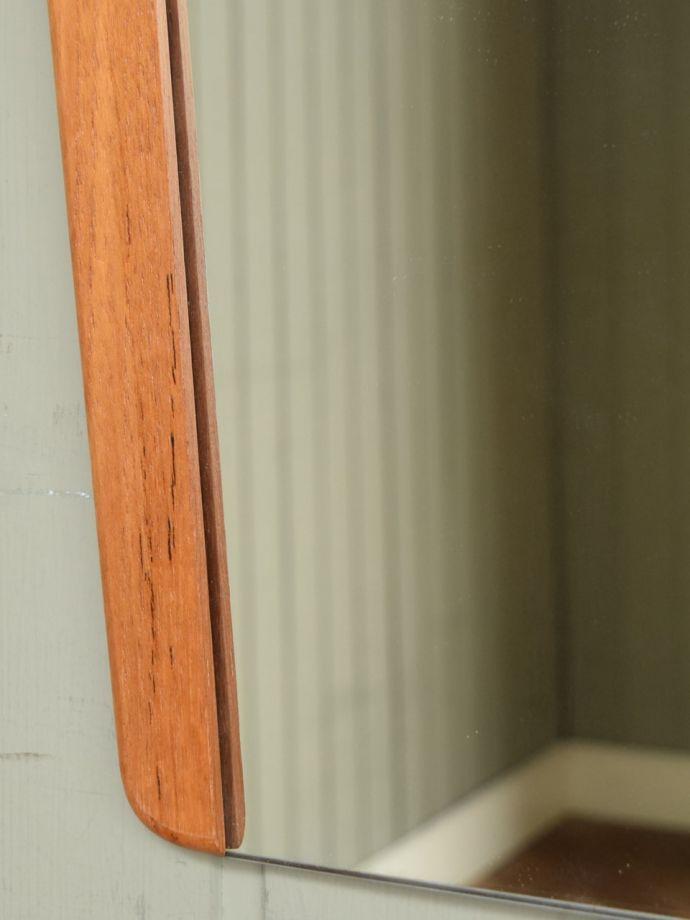 北欧ミラーの木の杢目