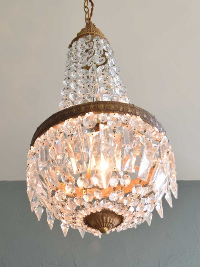 アンティークシャンデリアの特別感