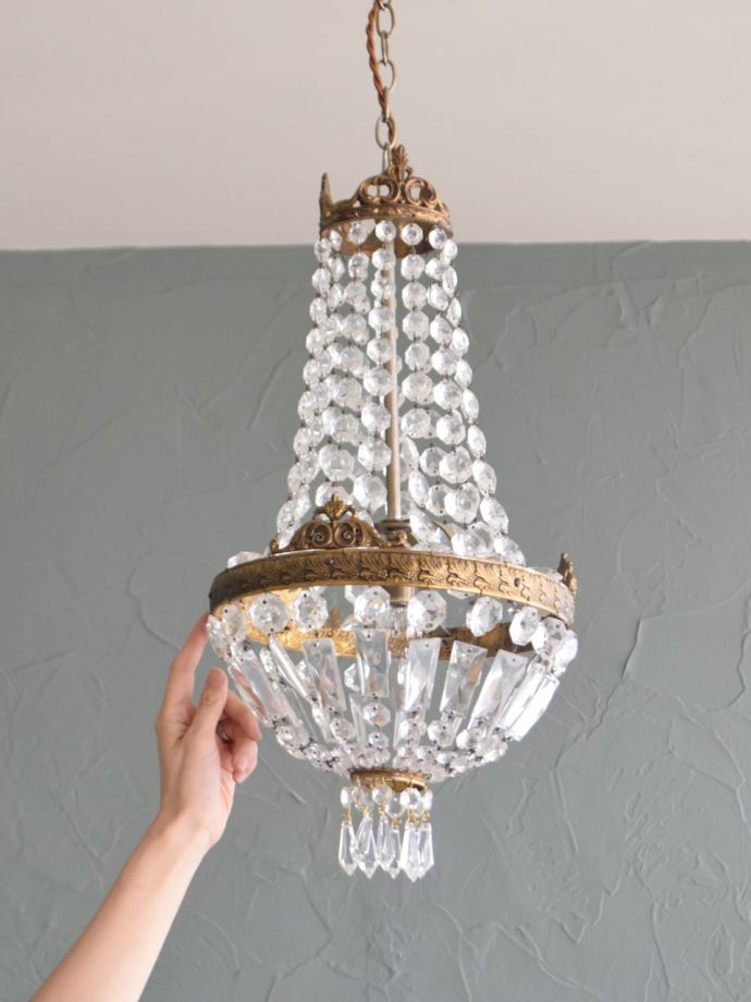 シャンデリアの灯り