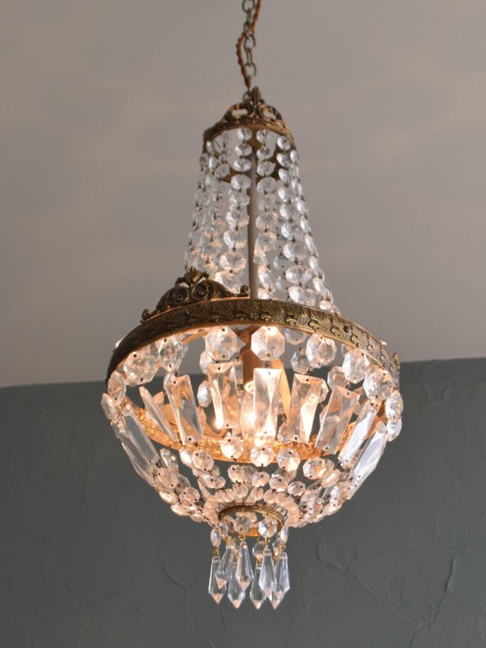 アンティークシャンデリアの特別感