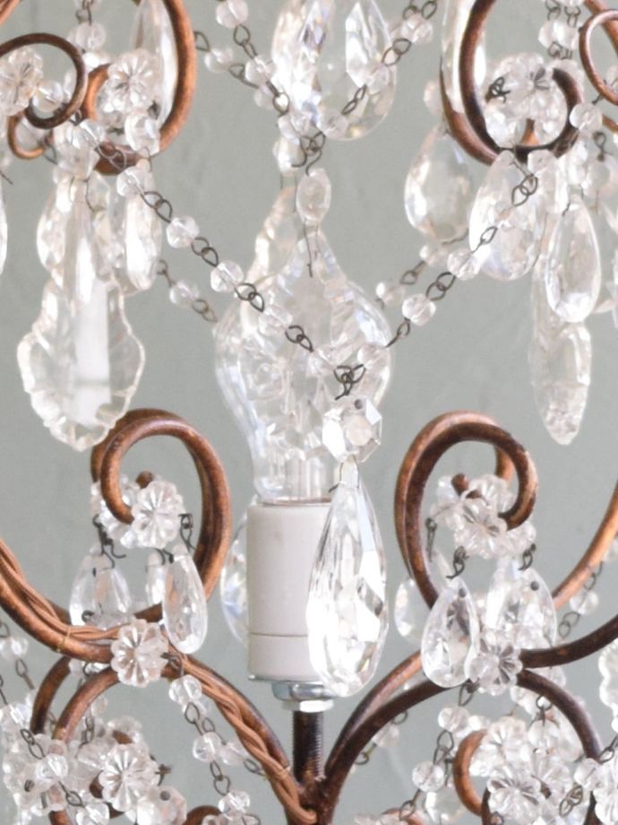 シャンデリアのパーツ