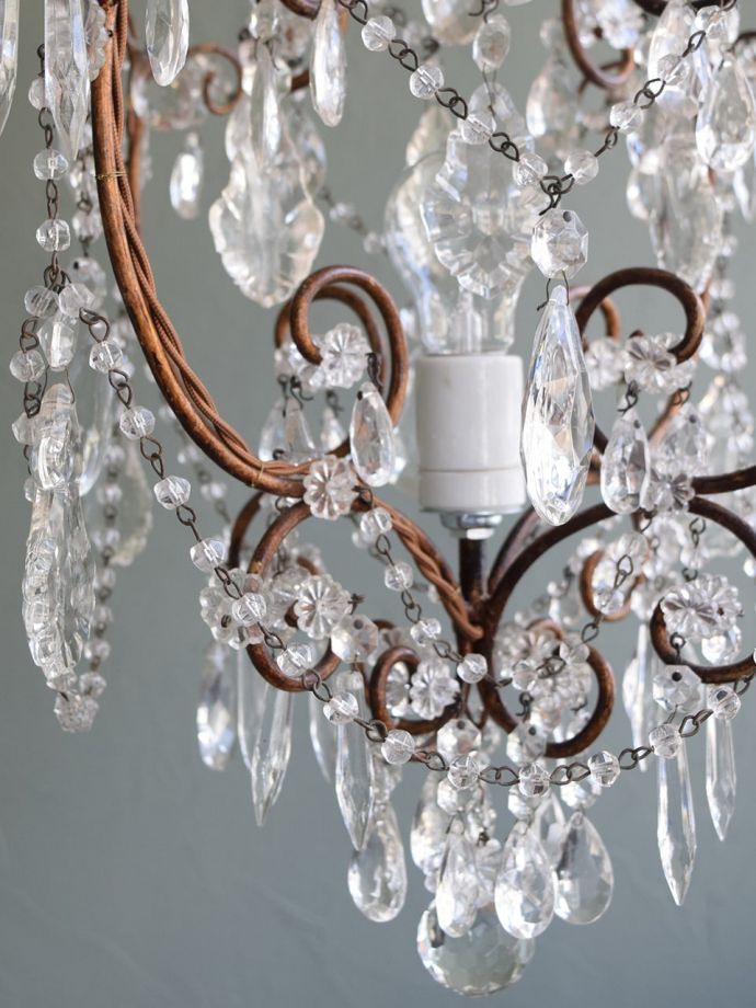 アンティークのシャンデリア