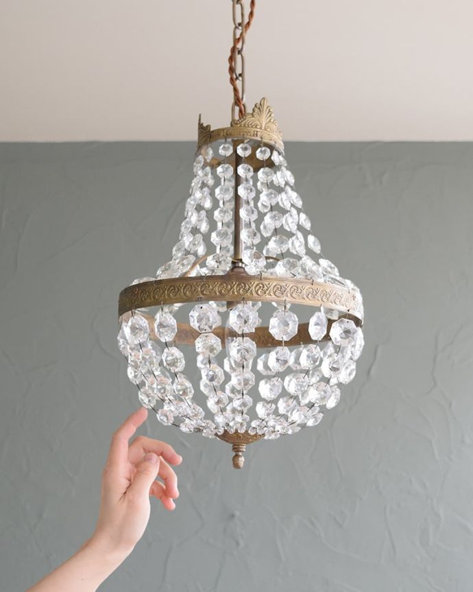 シャンデリアの灯り