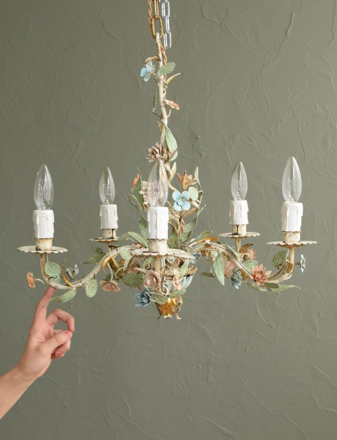 フランスのおしゃれなシャンデリア