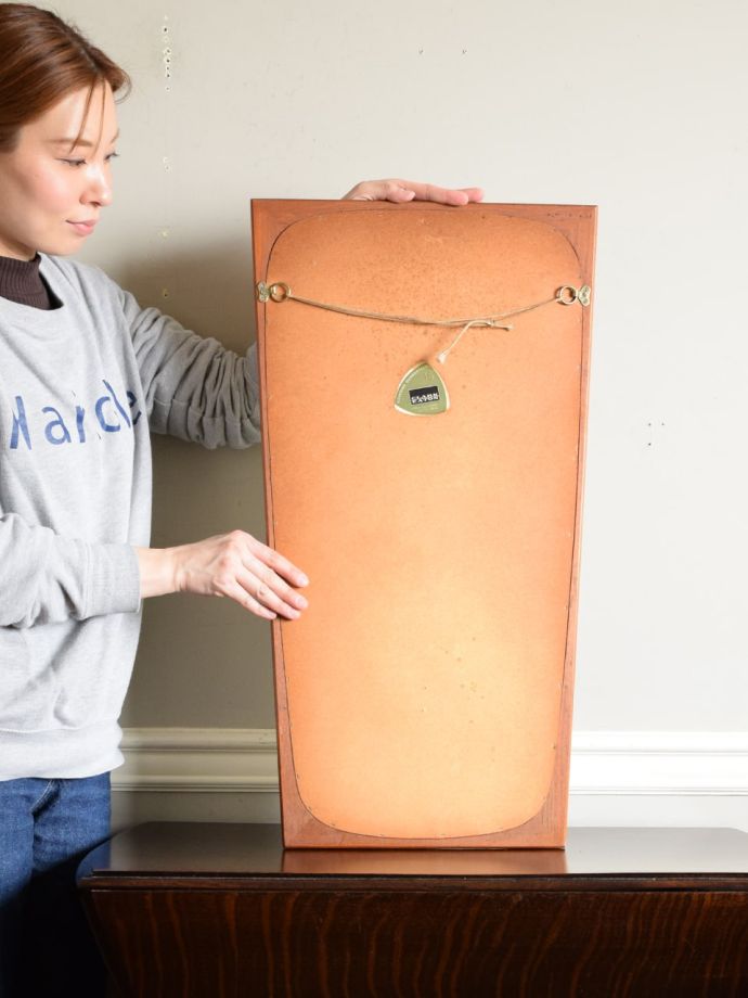 アンティークの鏡の裏