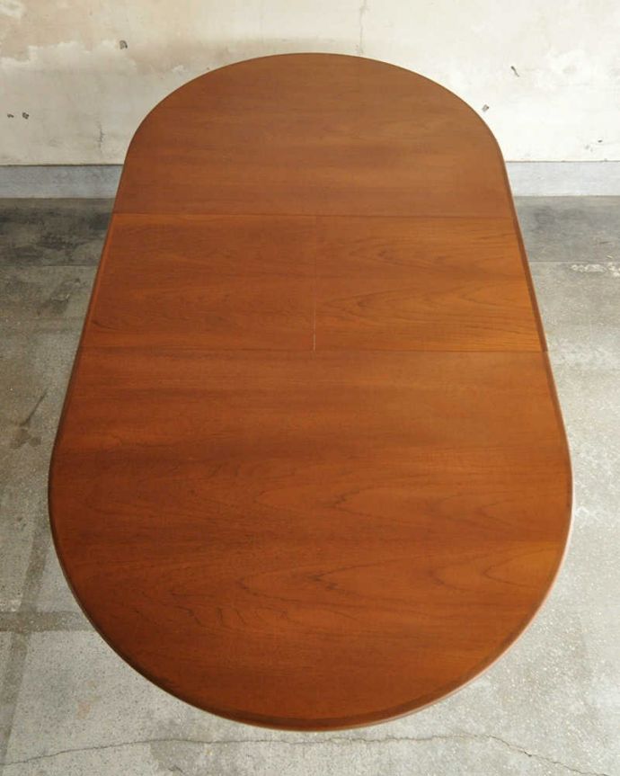 G-PLAN(Gプラン)　アンティーク家具　伸張式のG-planのフレスコシリーズ、北欧テイストのダイニングテーブル。天板もピカピカにお直ししました。(x-1046-f)