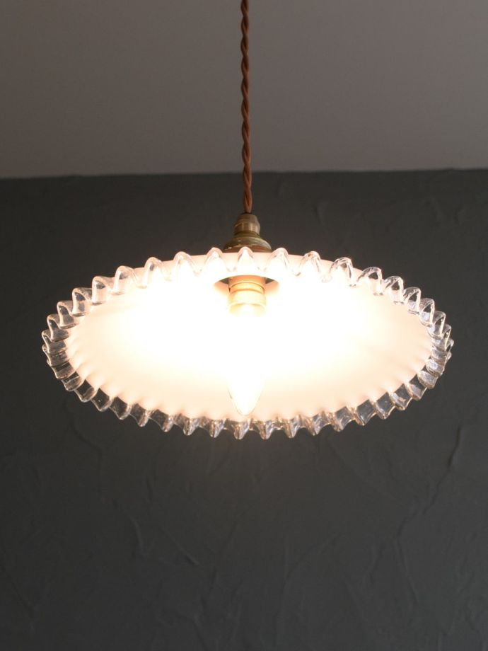 アンティーク照明の美しい灯り