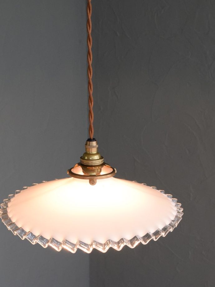 アンティークのガラスシェード