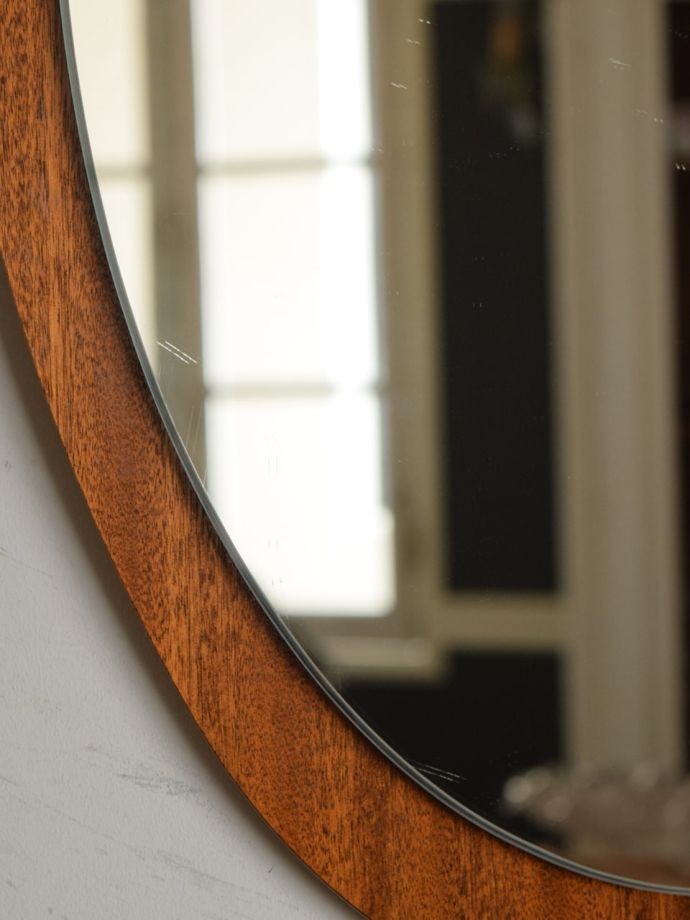 北欧ミラーの木の杢目