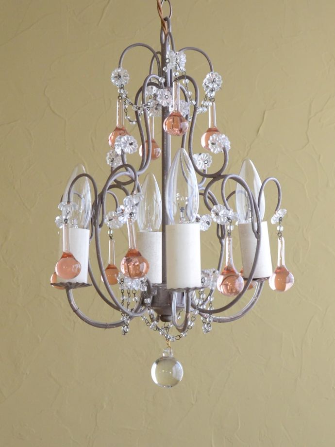 アンティークのシャンデリア