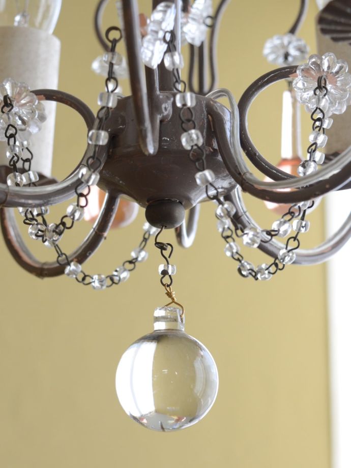 アンティークのシャンデリア
