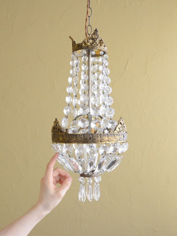 シャンデリアの灯り