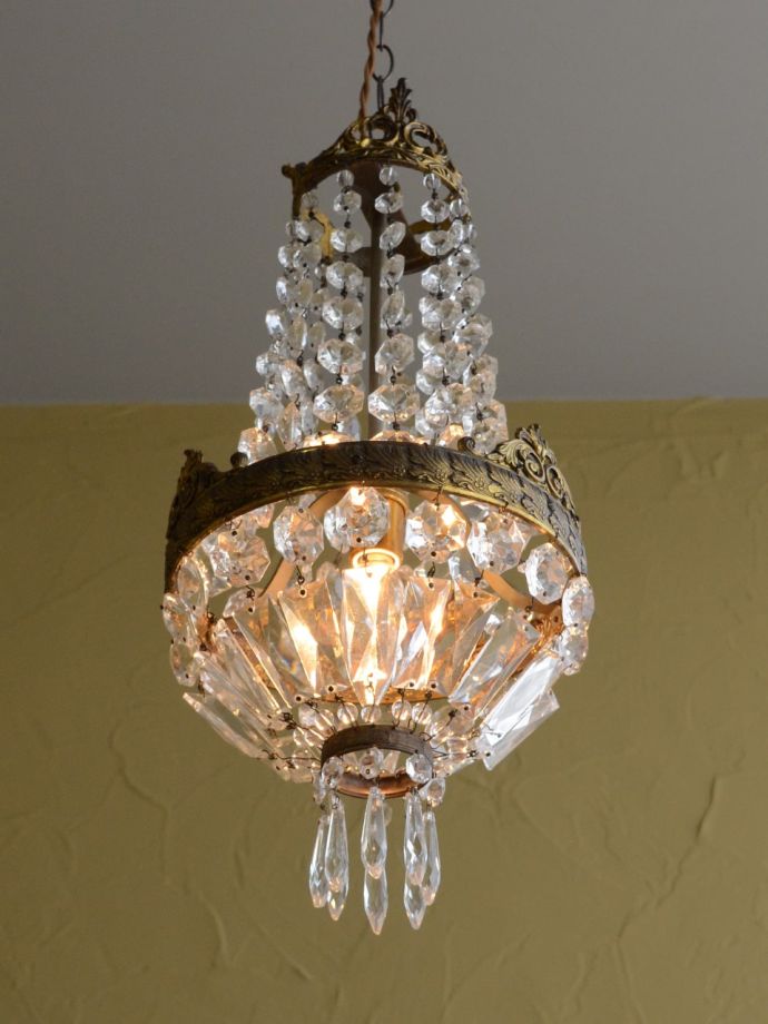 アンティークシャンデリアの特別感