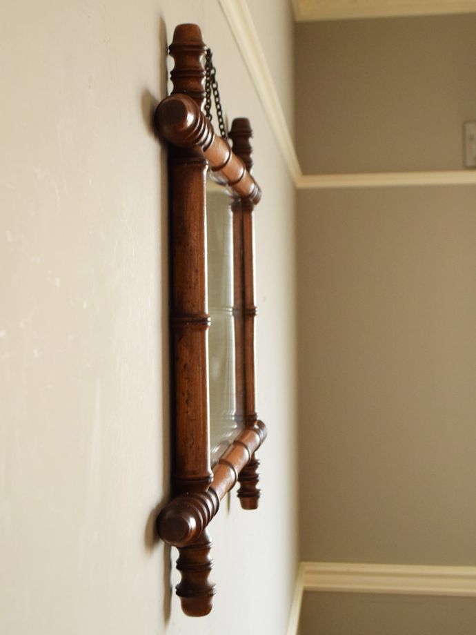 アンティークミラーの側面